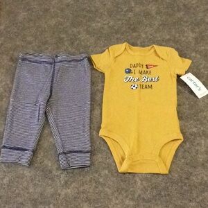 2 pcs baby boy 👦🏼 mix multi color set 💕💕💕